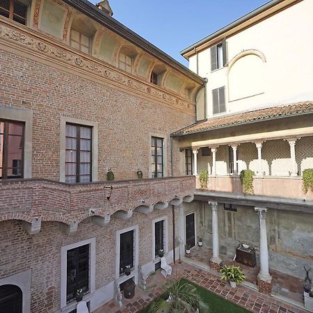 Foresteria Palazzo Guazzoni Zaccaria เกรโมนา ภายนอก รูปภาพ