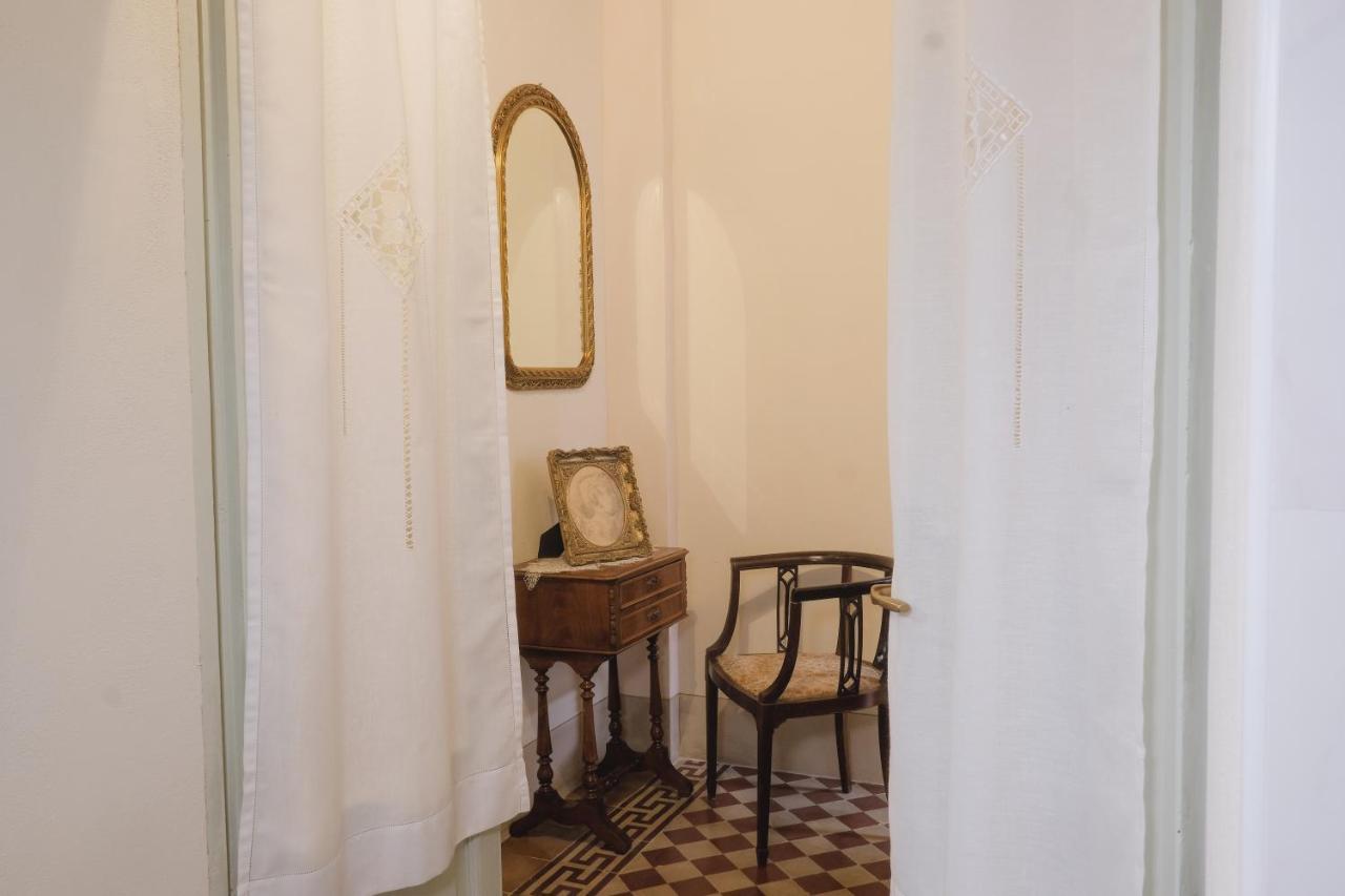 Foresteria Palazzo Guazzoni Zaccaria เกรโมนา ภายนอก รูปภาพ
