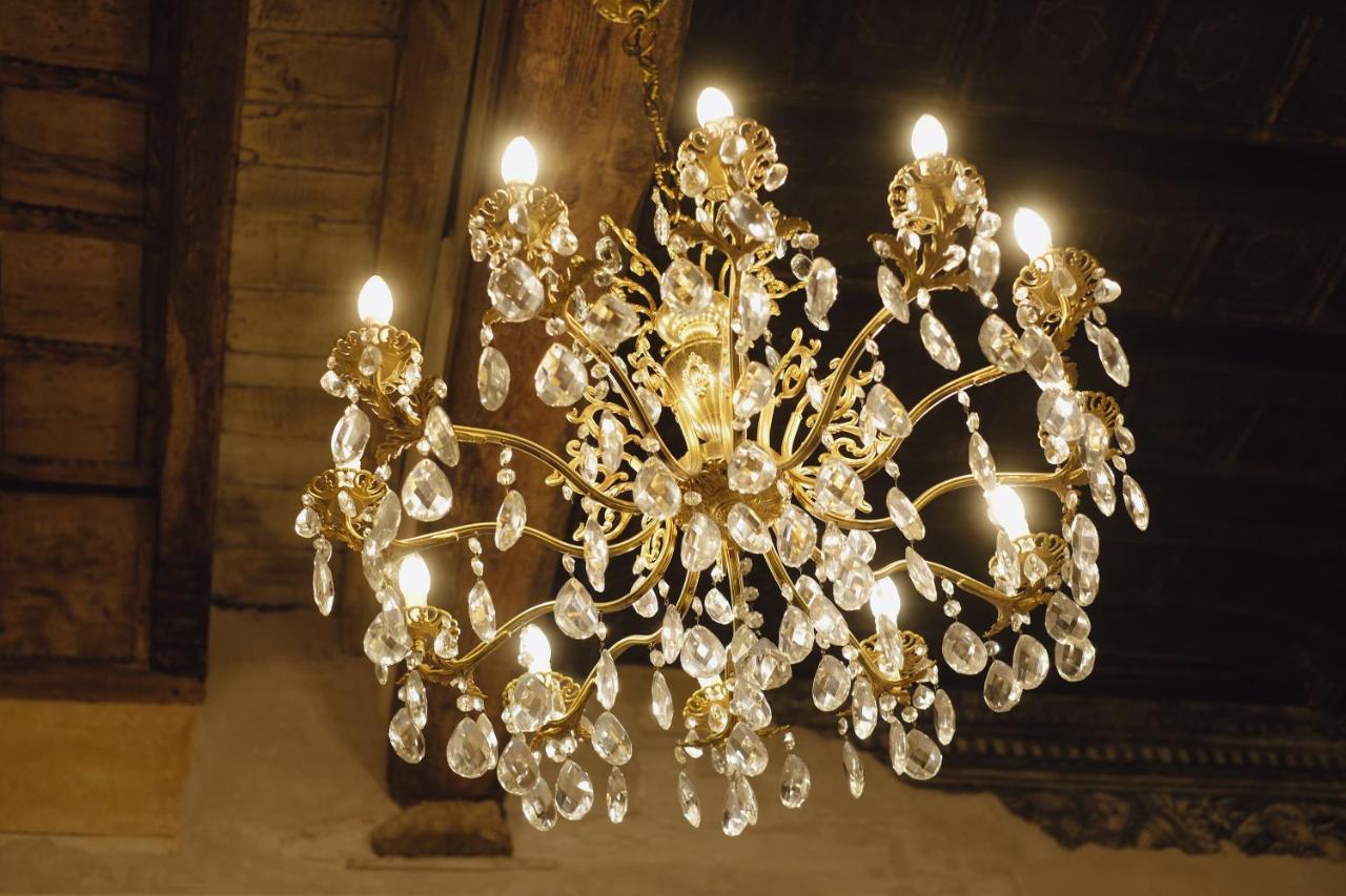 Foresteria Palazzo Guazzoni Zaccaria เกรโมนา ภายนอก รูปภาพ